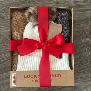 Lucky Brand scarf and hat set